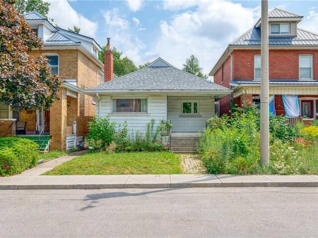 46 Rosslyn N Avenue Hamilton