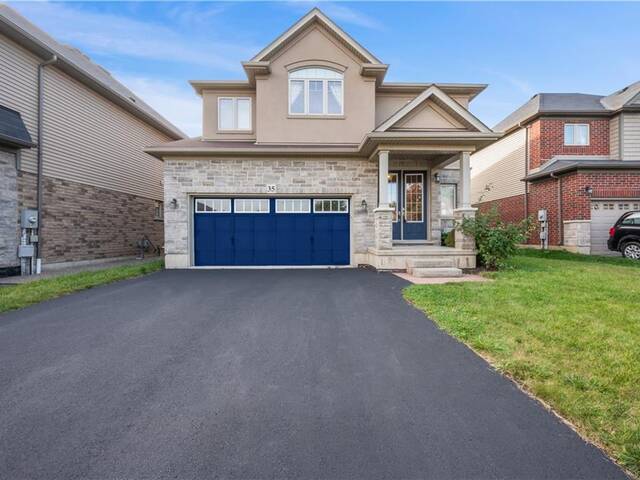 35 Dyment Court Ancaster