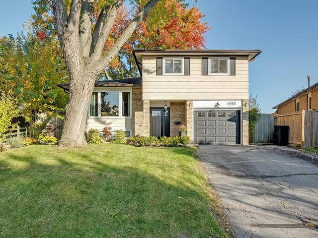 1353 Woodvale Place Burlington