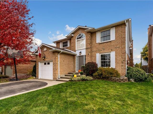 8 Karsh Crescent Waterdown