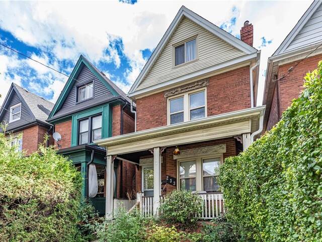 2 233 Balsam S Street Hamilton