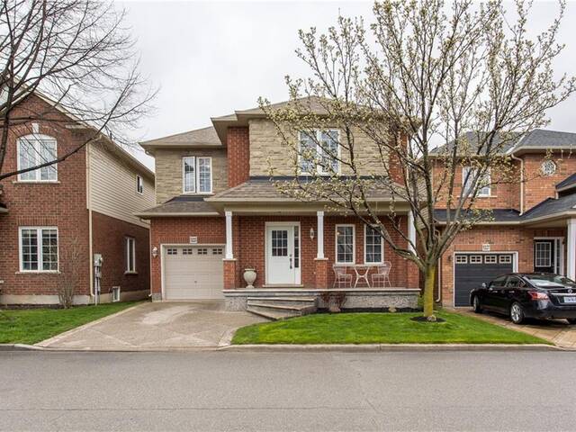 5225 Garland Crescent Burlington