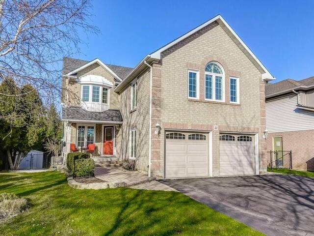 41 Strathroy Crescent Waterdown