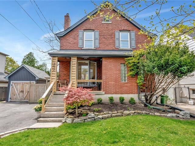 352 Inverness E Avenue Hamilton