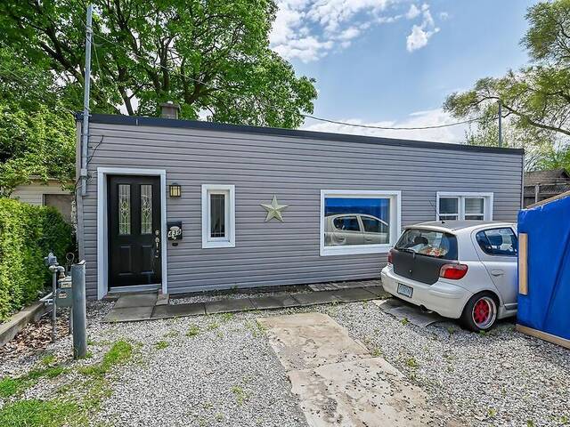 439 1/2 Cochrane Road Hamilton