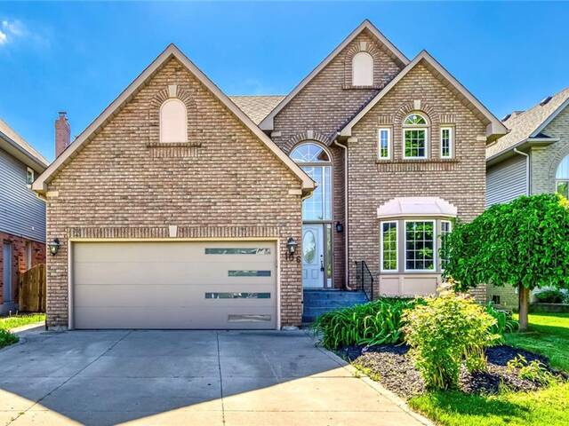 106 Meadowlands Boulevard Ancaster