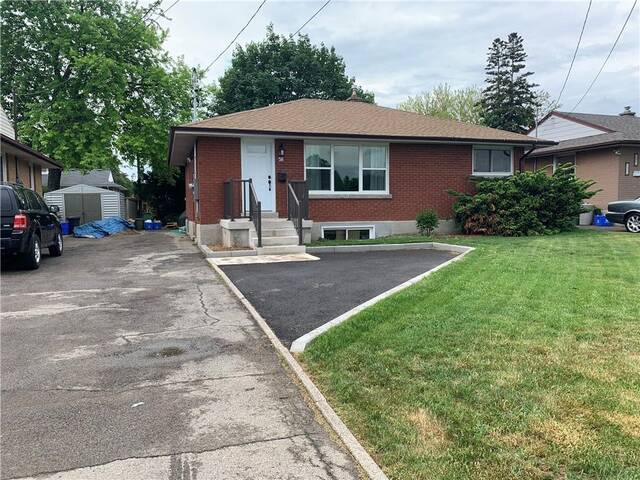 Upper 58 Sandalwood Avenue Hamilton