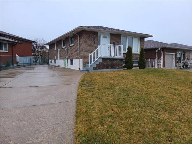 LOWER 141 Marcella Crescent Hamilton