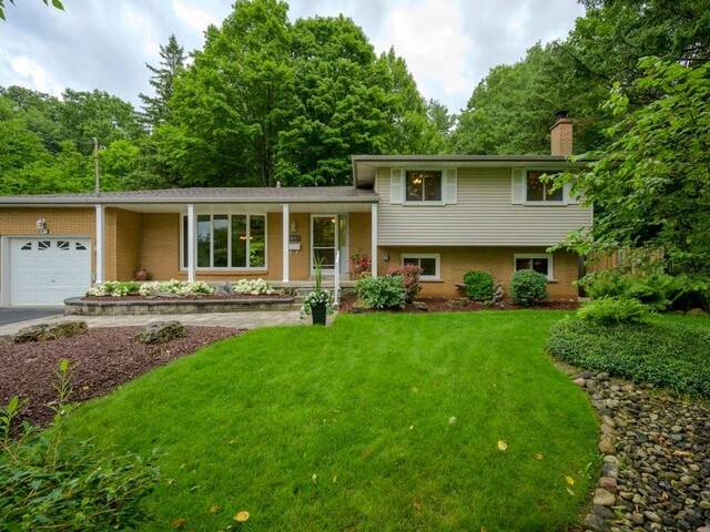 138 Fallingbrook Drive Ancaster