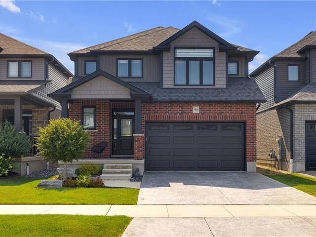 90 Tristan S Crescent Breslau