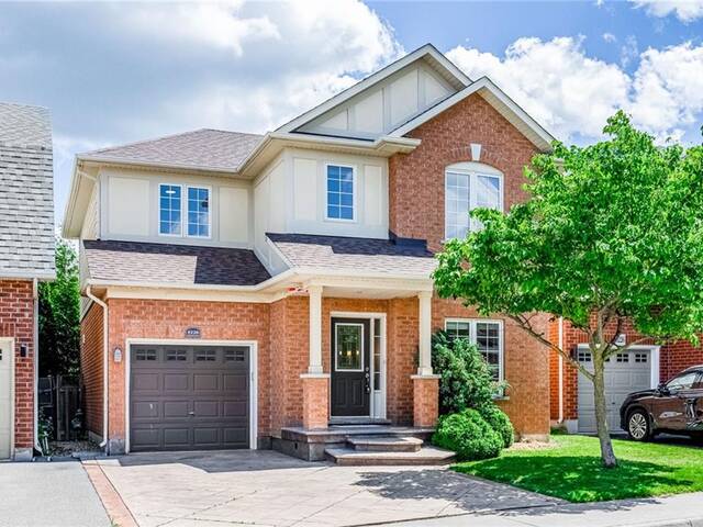 5228 Garland Crescent Burlington